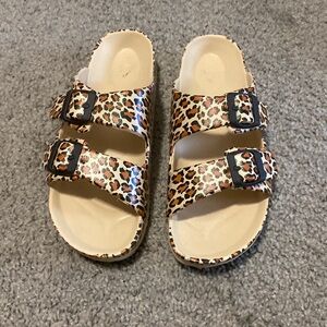 Leopard print slides like new worn once